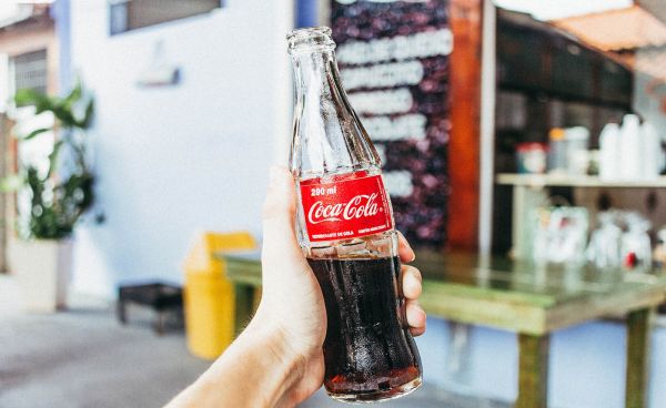 Jury EU-Pledge: Ongeoorloofde kindermarketing Coca-Cola bij Efteling