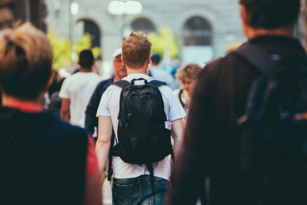 Innovatieve rugzak geeft mensen met ataxie meer stabiliteit