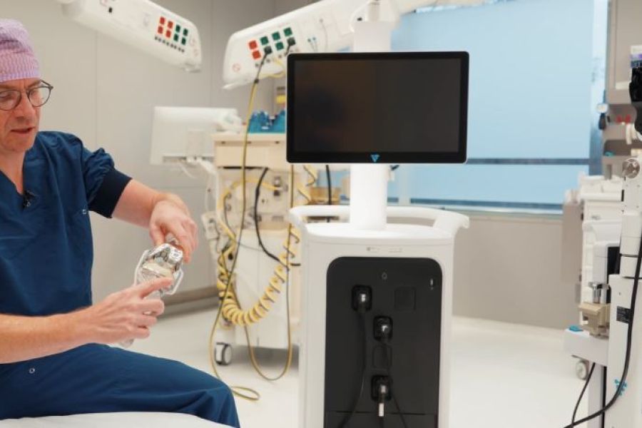 Robot helpt bij knievervanging in Ziekenhuis Gelderse Vallei