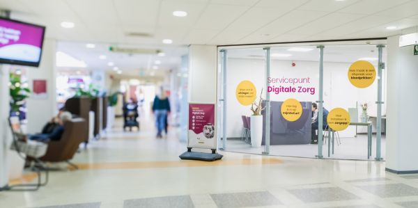 VieCuri opent Servicepunt Digitale Zorg: laagdrempelige hulp bij digitale vragen