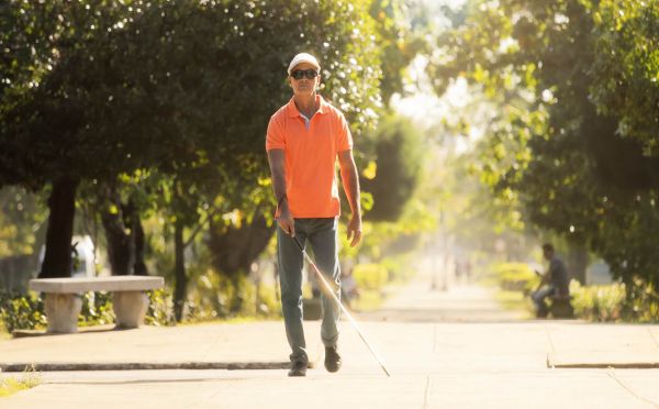 Eindelijk: een lichtgevende blindengeleidestok