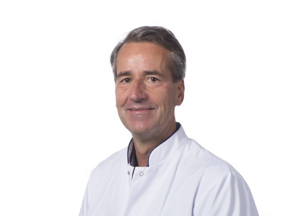 L vd Brand Orthopedisch Chirurg