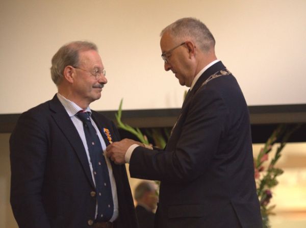 Uitreiking-koninklijke-onderscheiding