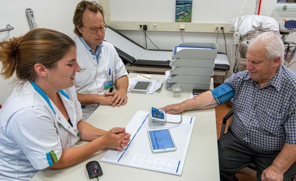 Persbericht: IJsselland Ziekenhuis gestart met monitoring van hartfalenpatiënten op afstand