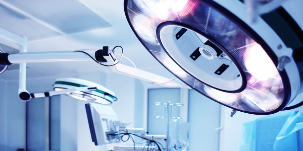 UZ Gent laat blinde vrouw weer zien met bionisch oog